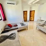 Duplex Whiskey 200m Away From The Sea And The Square Apartamento *