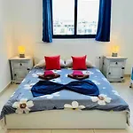 Duplex Whiskey 200m Away From The Sea And The Square Apartament