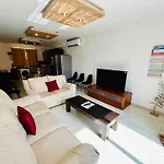 Duplex Whiskey 200m Away From The Sea And The Square Apartament St Paul's Bay