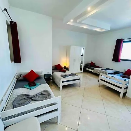 Duplex Whiskey 200m Away From The Sea And The Square Apartment