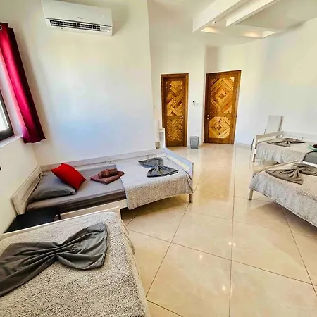 Duplex Whiskey 200m Away From The Sea And The Square Apartment *
